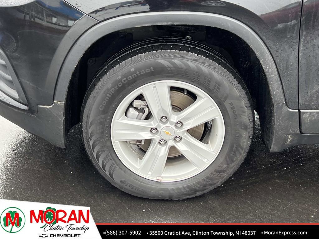 Certified 2022 Chevrolet Trax LT w/ LT Convenience Package image 10