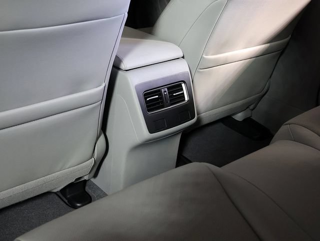 Used 2016 Acura RDX w/ Technology Package AWD/4WD image 27