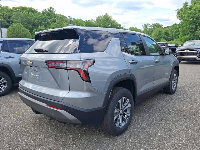 New 2026 Chevrolet Equinox LT w/ Safety and Technology Package FWD image 4