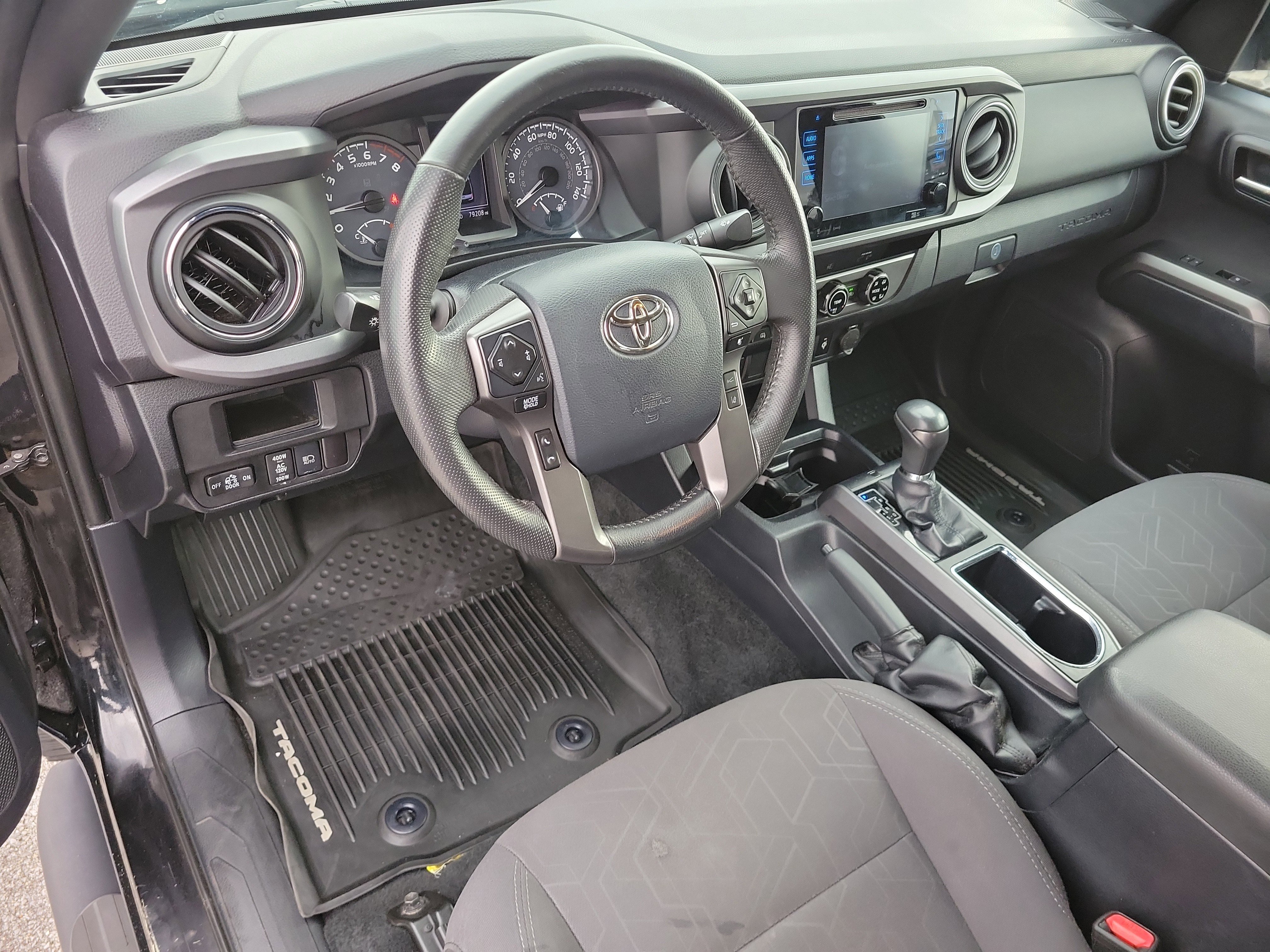 Used 2018 Toyota Tacoma TRD Off-Road image 8