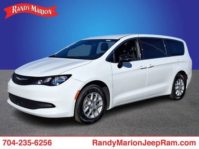 New 2026 Chrysler Voyager LX image 1