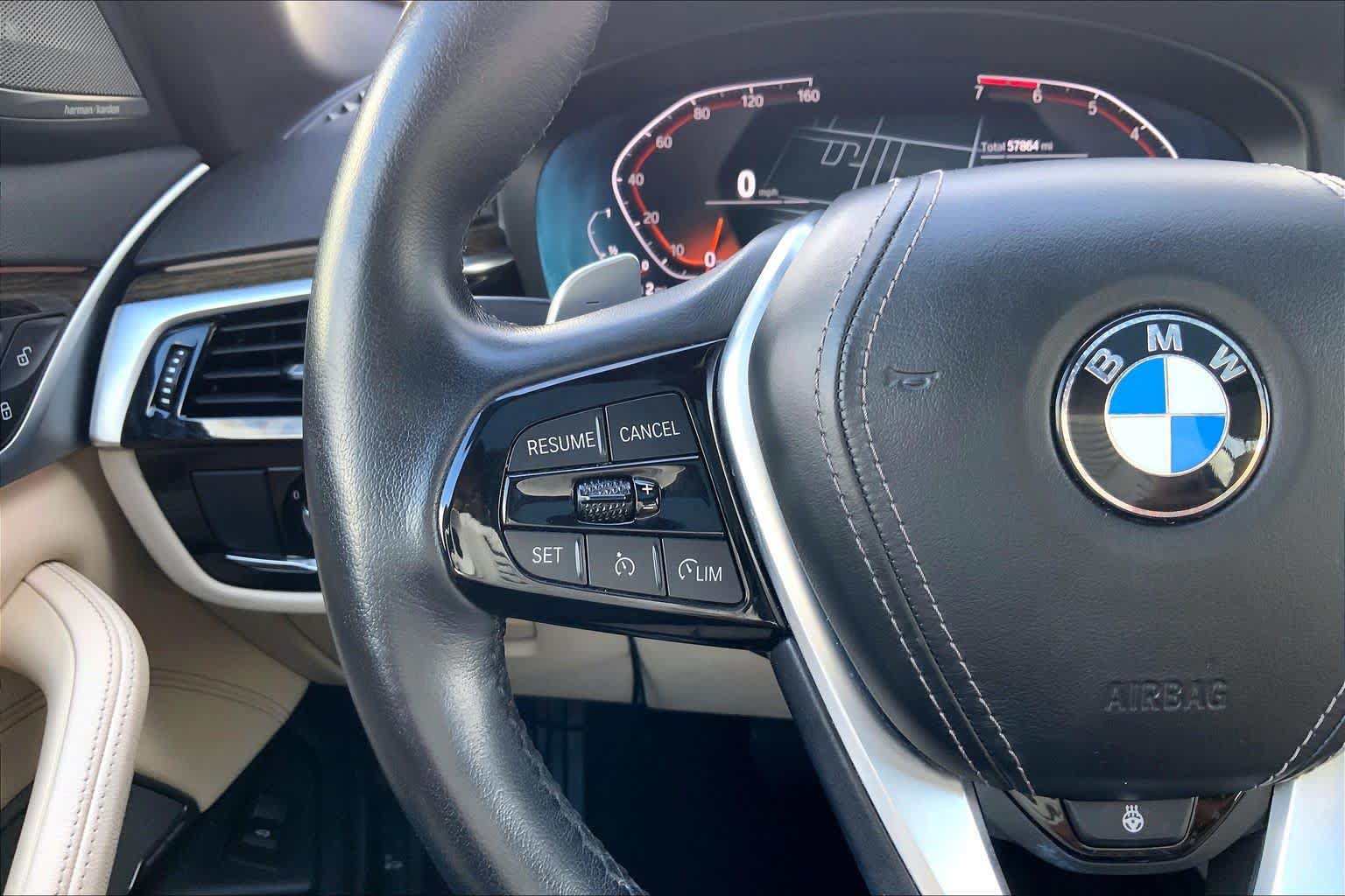 Used 2022 BMW 530i xDrive AWD/4WD image 24