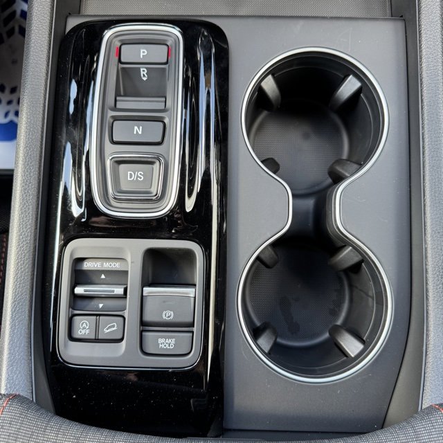 New 2025 Honda Pilot Sport image 22