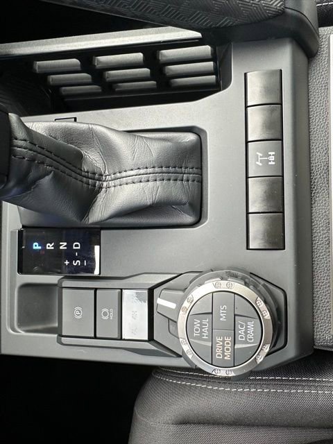 Used 2025 Toyota Tacoma TRD Off-Road image 19