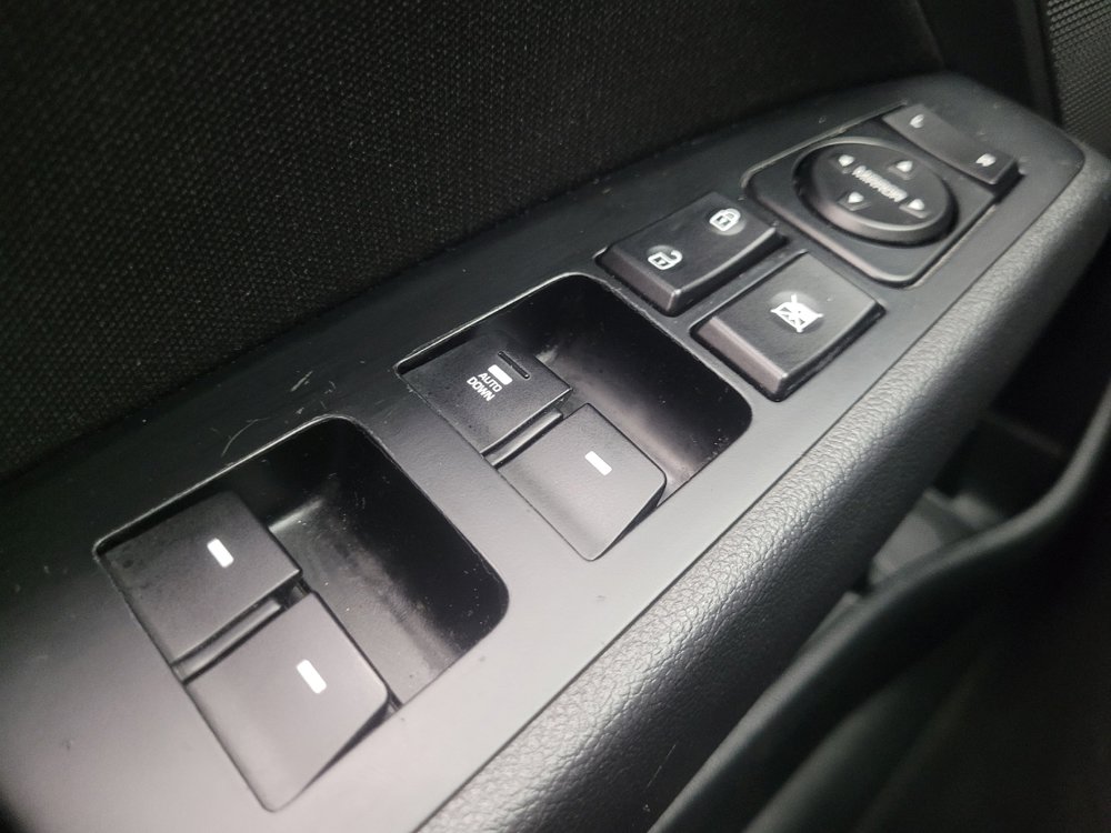 Used 2018 Hyundai Elantra SEL FWD image 27