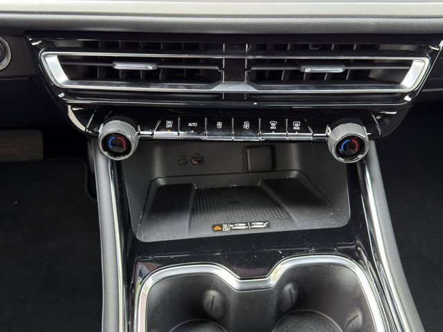 New 2026 Chevrolet Traverse LT FWD image 14