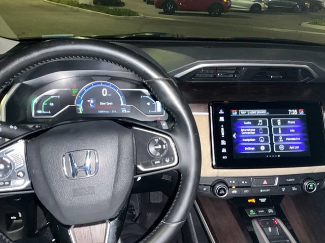 Used 2018 Honda Clarity Touring image 12