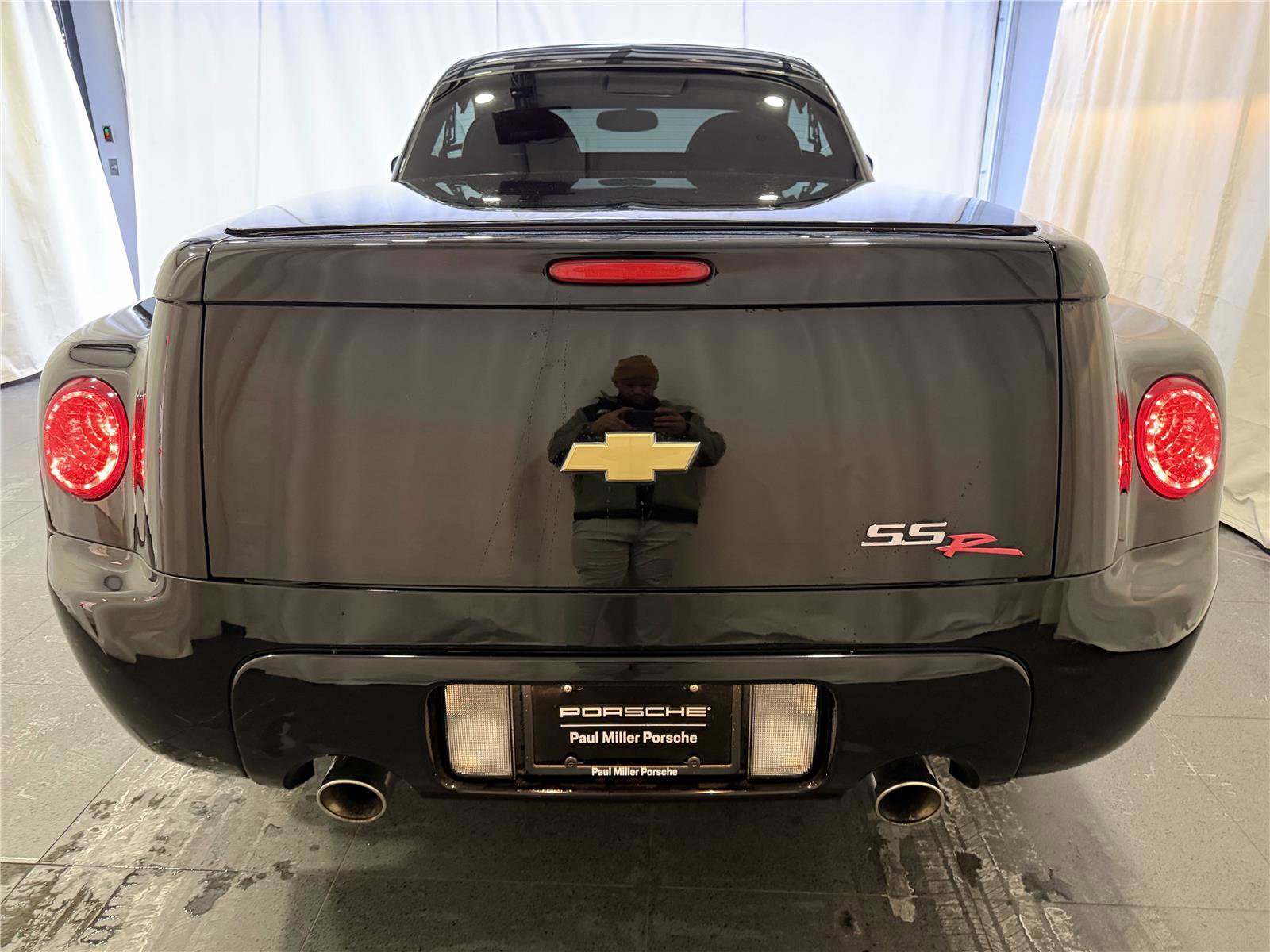 Used 2006 Chevrolet SSR w/ Preferred Equipment Group image 8