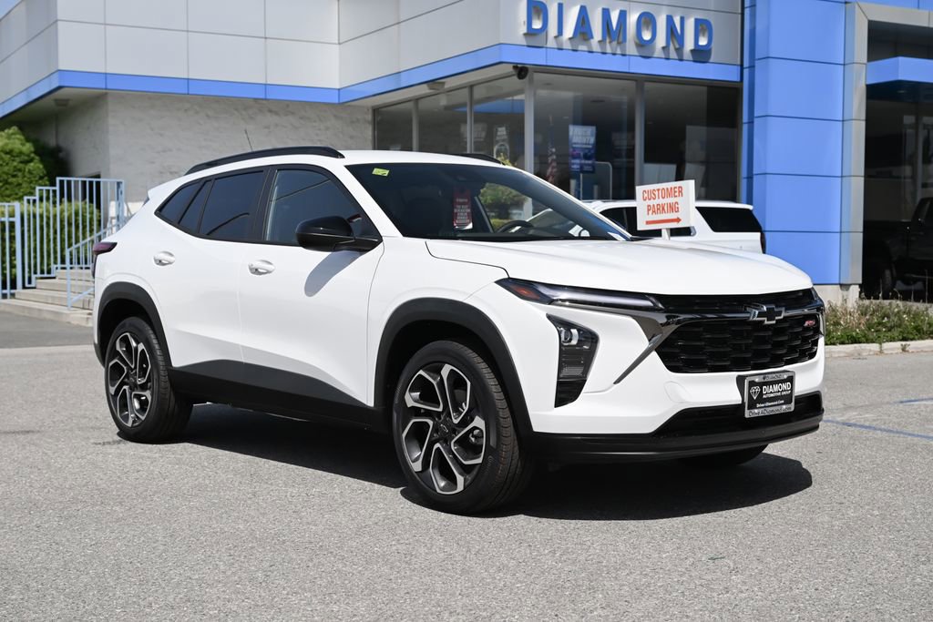 New 2026 Chevrolet Trax RS FWD image 1