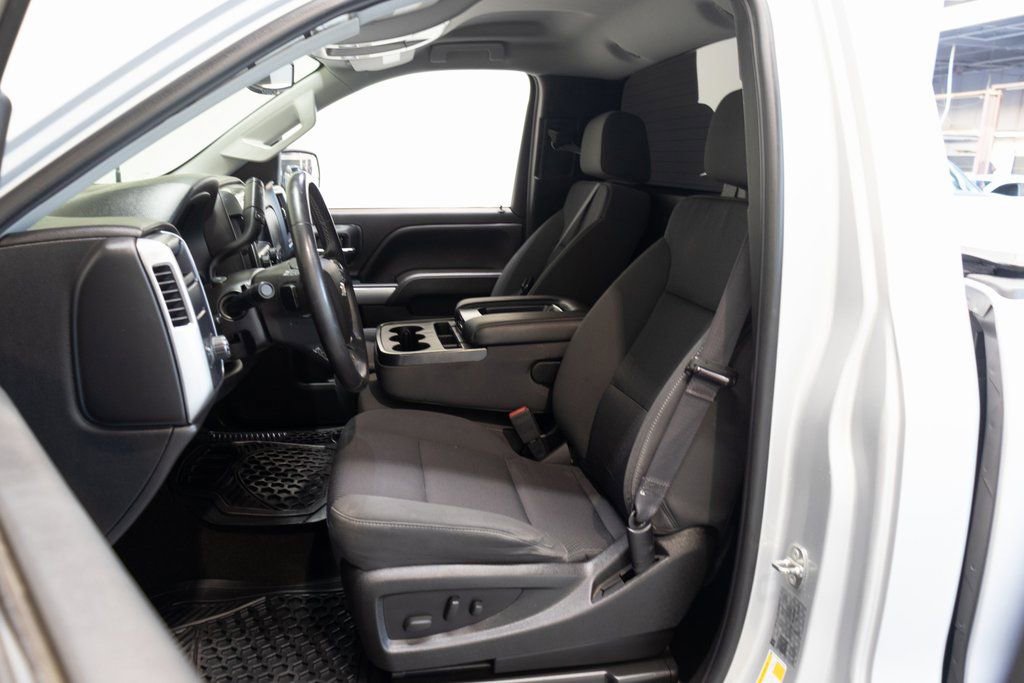 Used 2017 Chevrolet Silverado 1500 LT w/ LT Convenience Package image 18