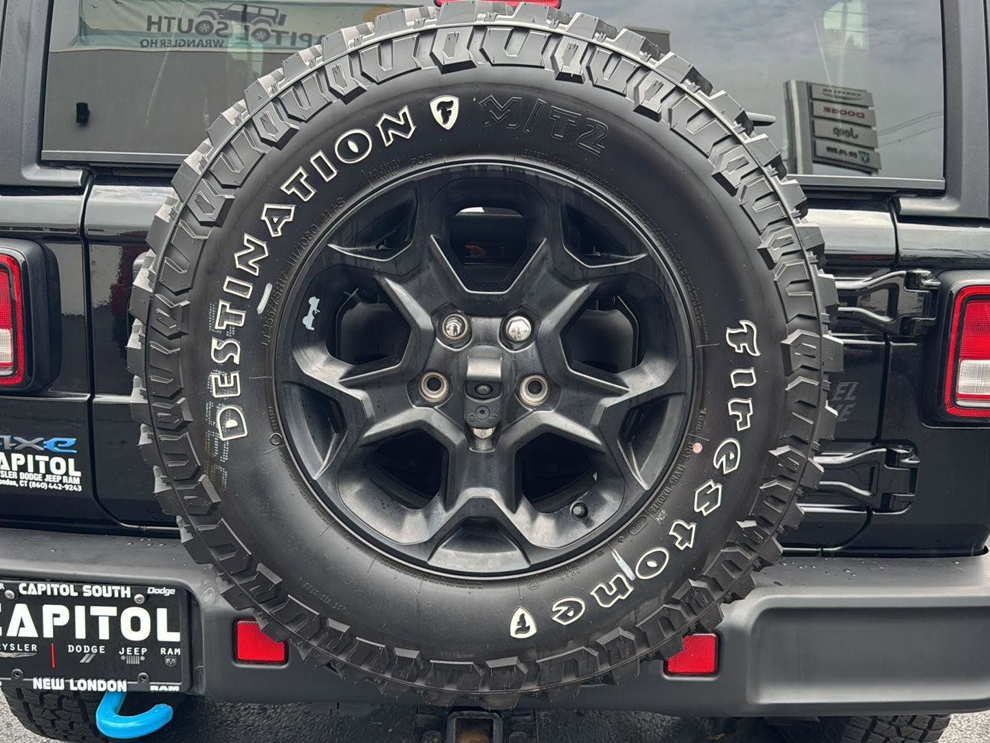 Used 2023 Jeep Wrangler Willys 4xe image 10