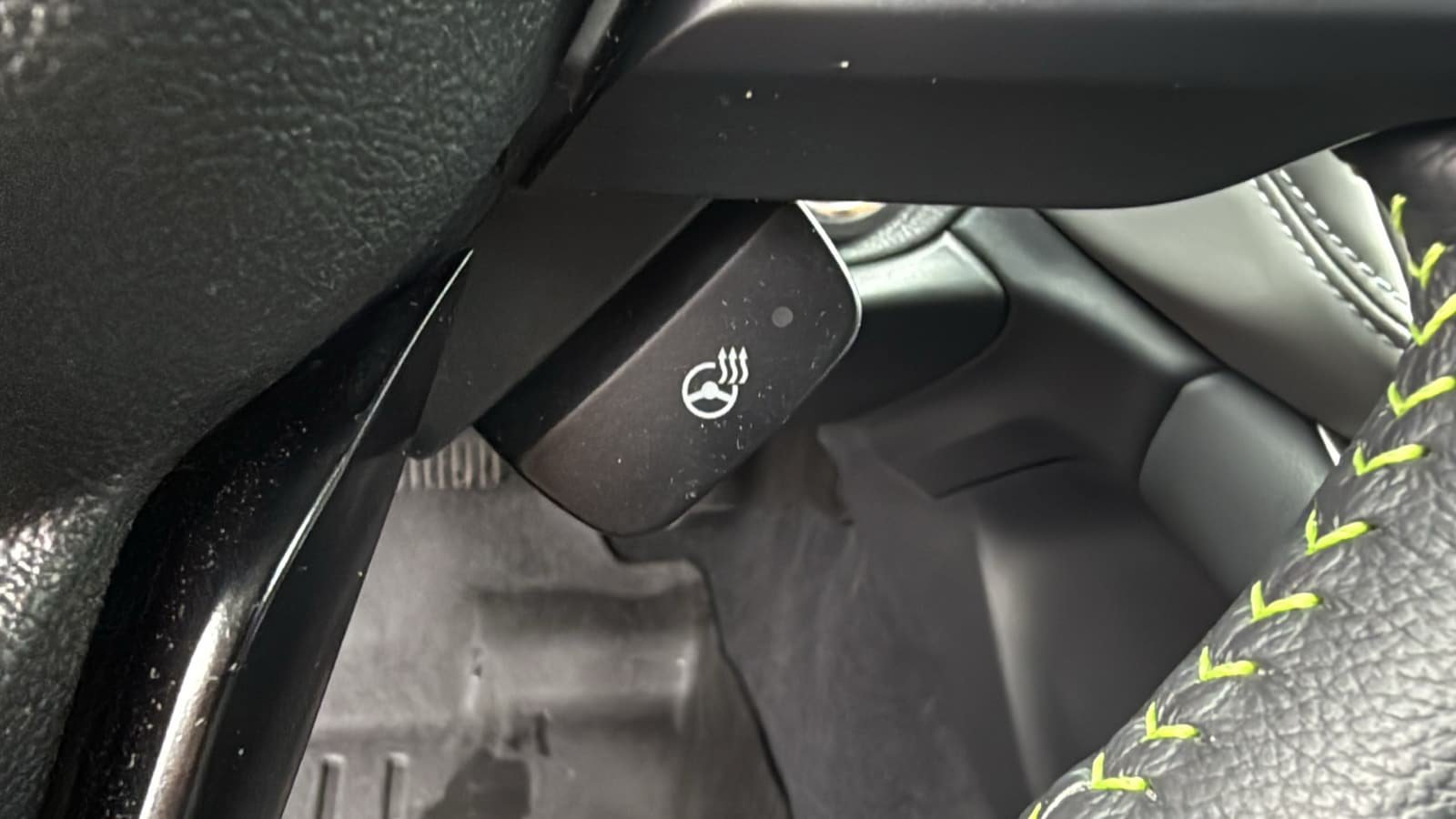 Used 2025 Subaru Outback Onyx Edition AWD/4WD image 21