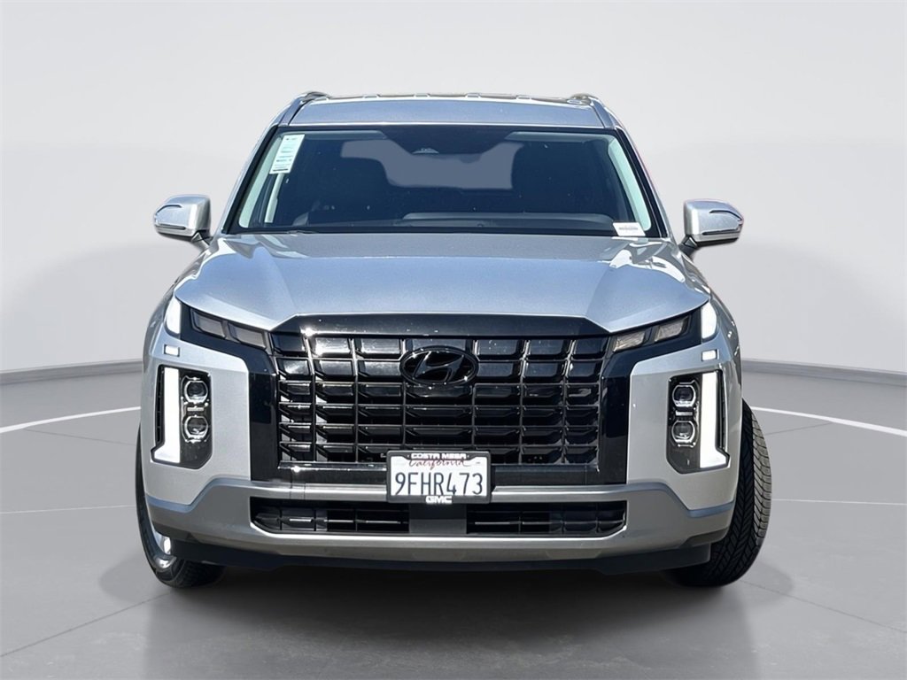 Used 2023 Hyundai Palisade SEL w/ Cargo Package image 2