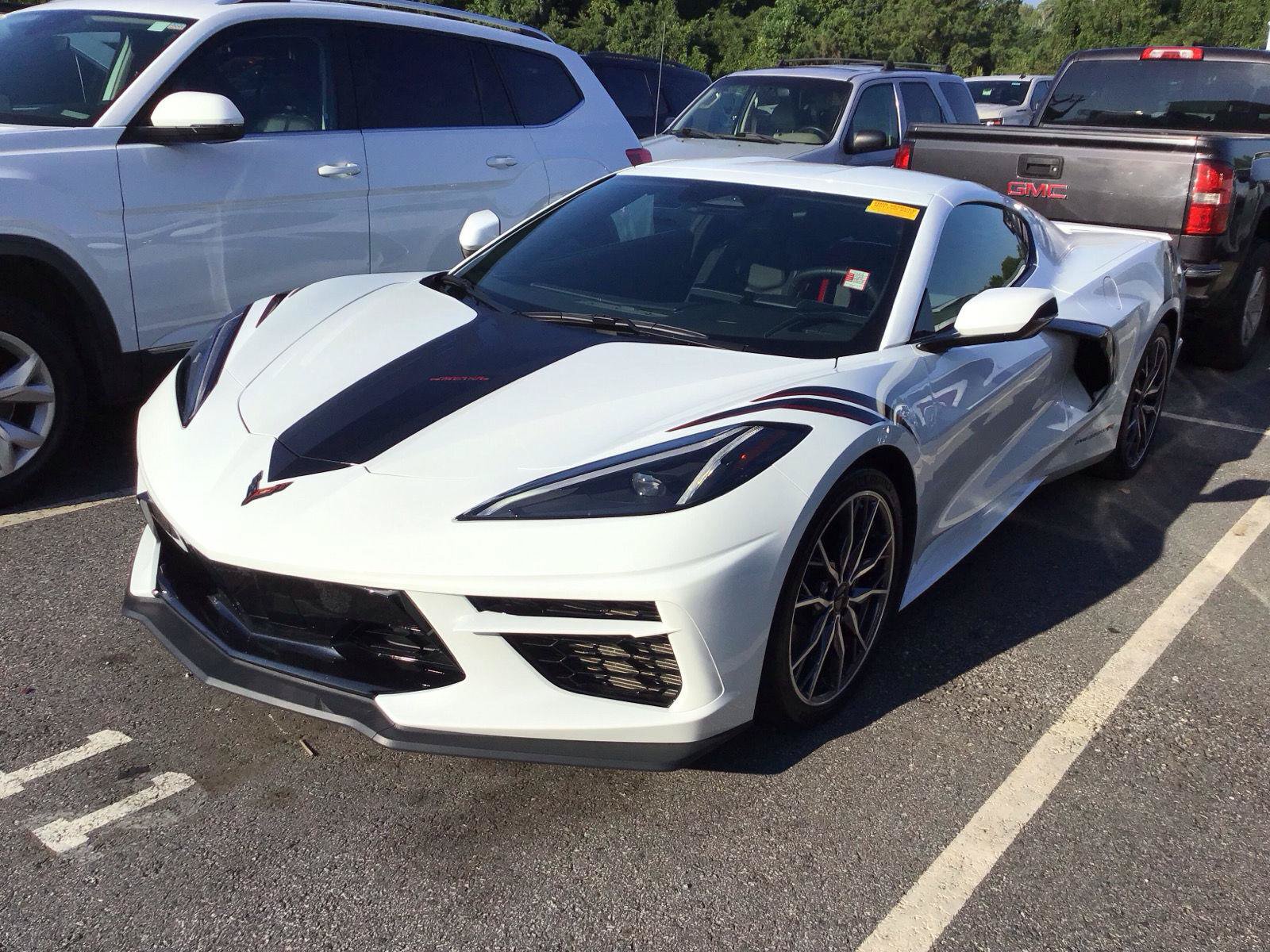 Used 2026 Chevrolet Corvette Stingray Coupe w/ 1LT RWD image 2