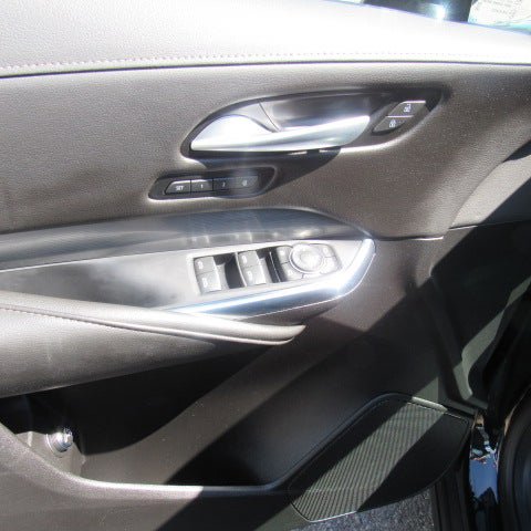 Used 2025 Cadillac XT4 Premium Luxury AWD/4WD image 17