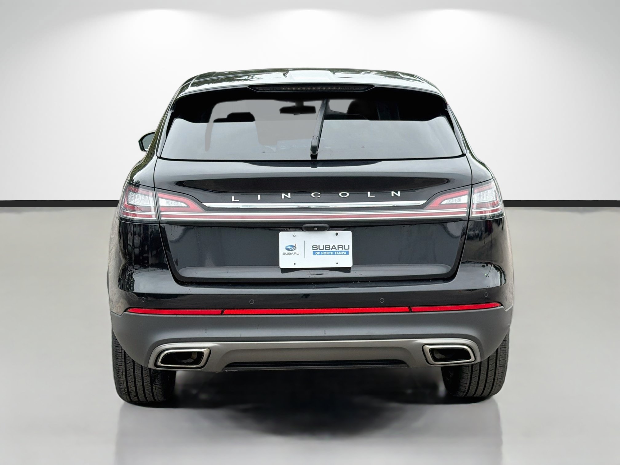 Used 2021 Lincoln Nautilus Reserve w/ Monochromatic Package AWD/4WD image 4