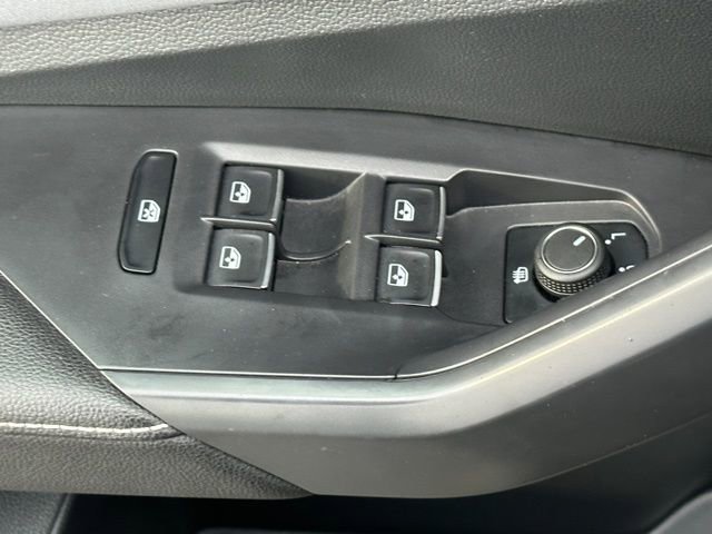 Used 2025 Volkswagen Jetta SE image 22