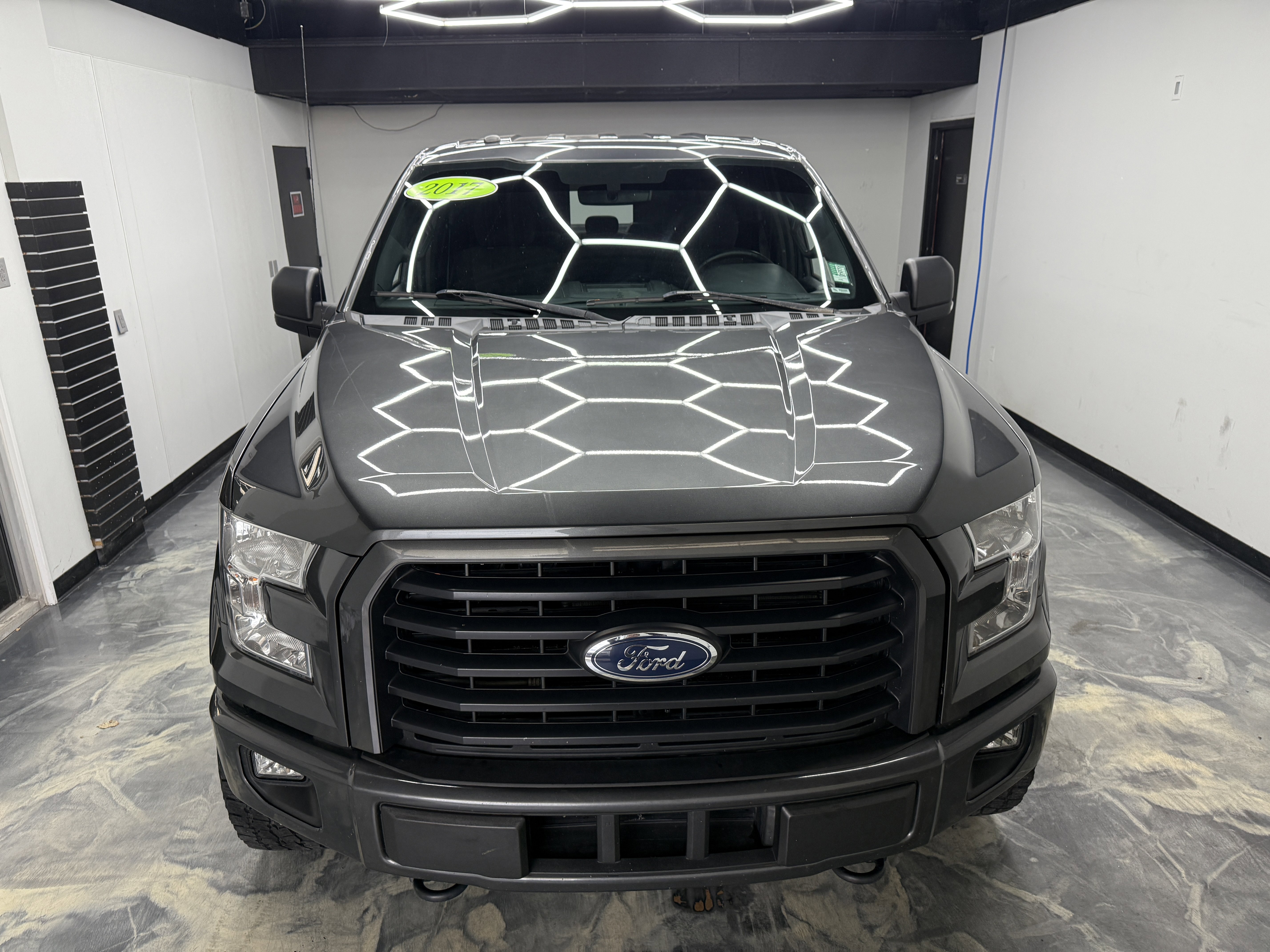 Used 2017 Ford F150 XLT w/ Equipment Group 302A Luxury image 8