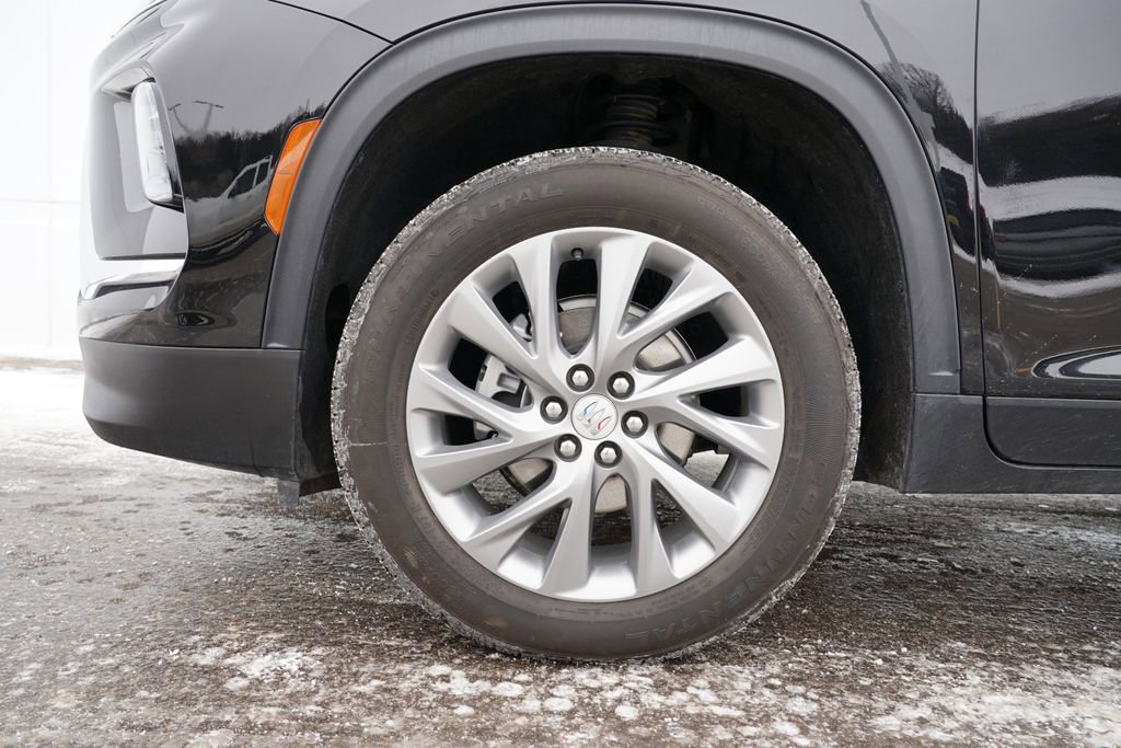 Used 2025 Buick Enclave Preferred image 34