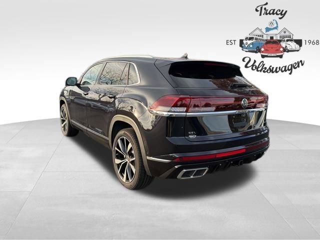 New 2026 Volkswagen Atlas Cross Sport SEL Premium R-Line image 5