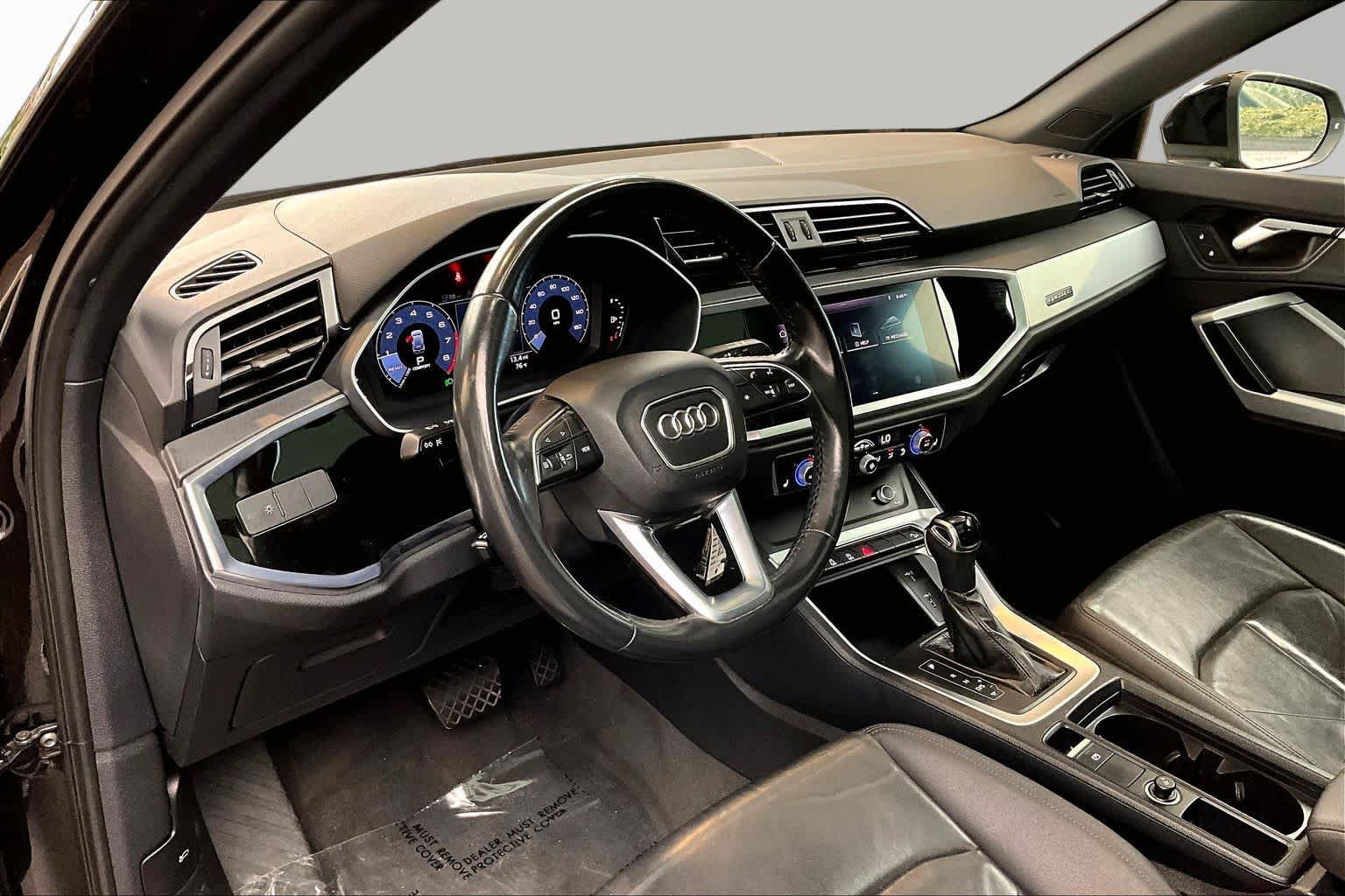 Used 2020 Audi Q3 2.0T Premium AWD/4WD image 18