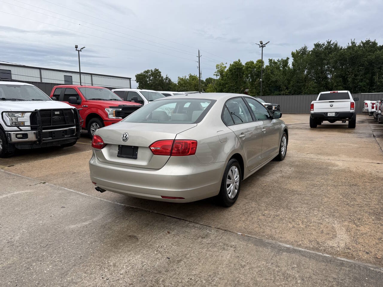 Used 2013 Volkswagen Jetta S FWD image 5