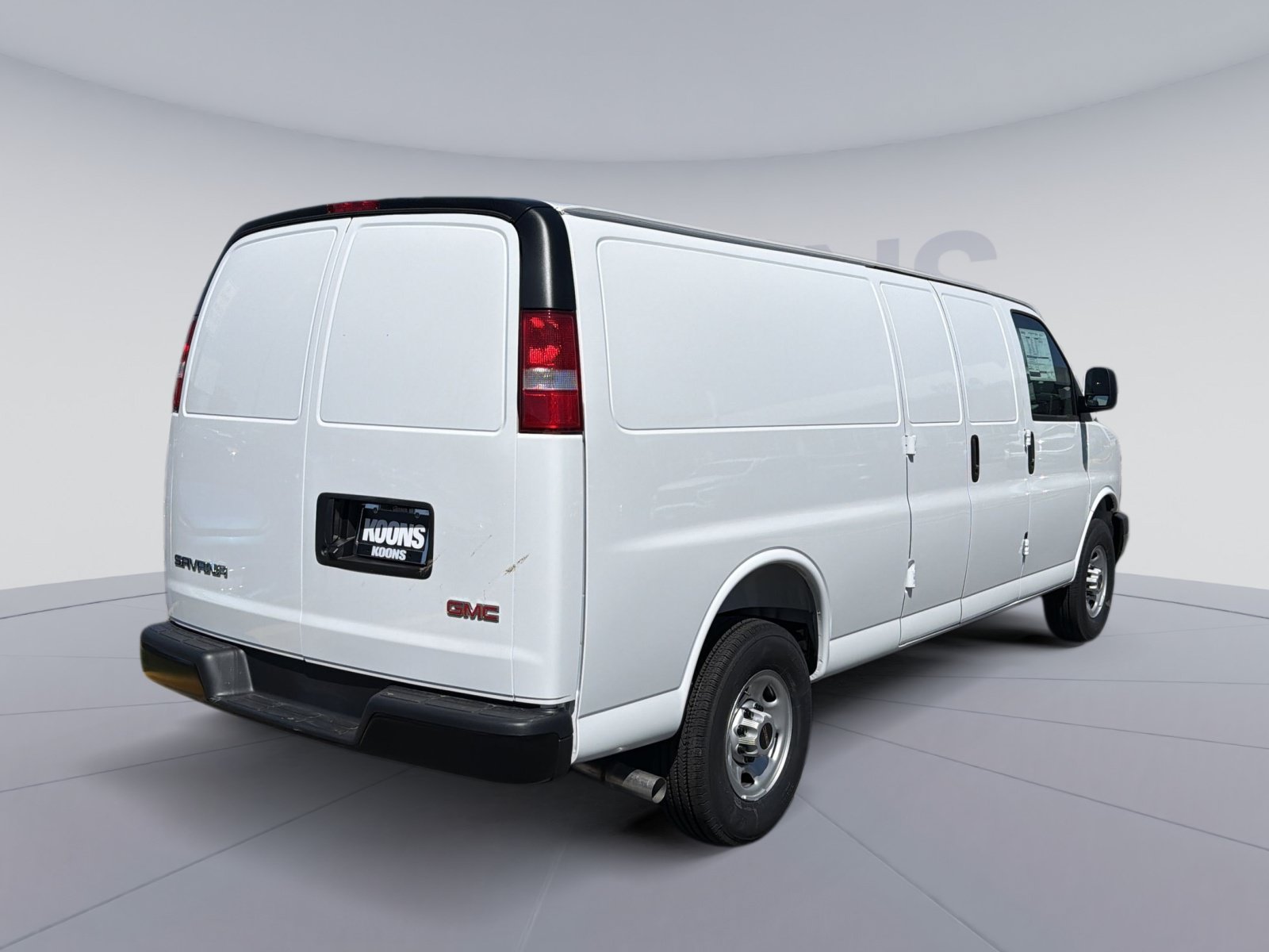 New 2026 GMC Savana 3500 Extended w/ Driver Convenience Package RWD image 7