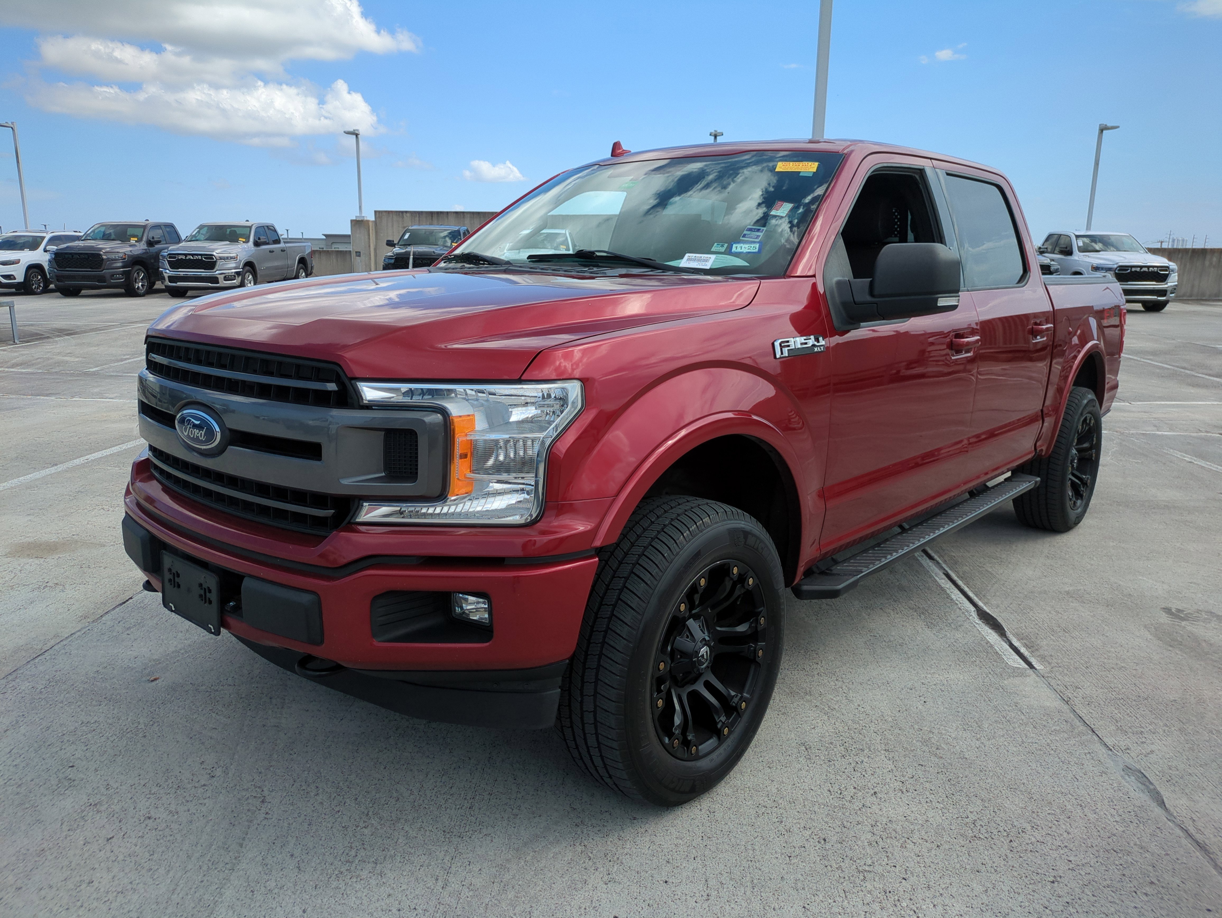 Used 2018 Ford F150 XLT w/ Equipment Group 302A Luxury image 9