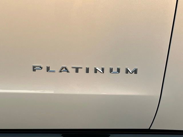 Used 2025 Ford Expedition Max Platinum image 10