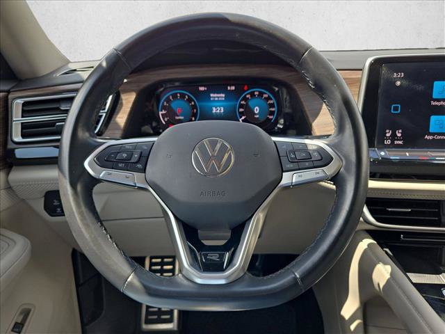 Used 2024 Volkswagen Atlas SEL Premium R-Line AWD/4WD image 12