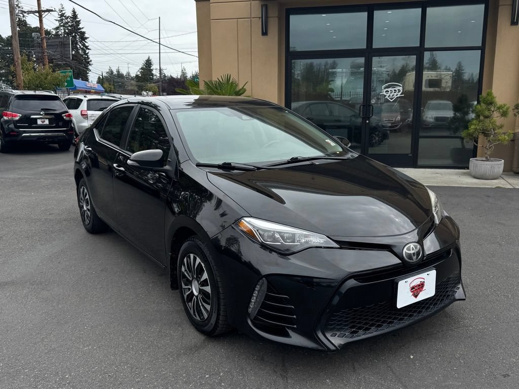 Used 2017 Toyota Corolla SE w/ Carpet Mat Package (TMS)