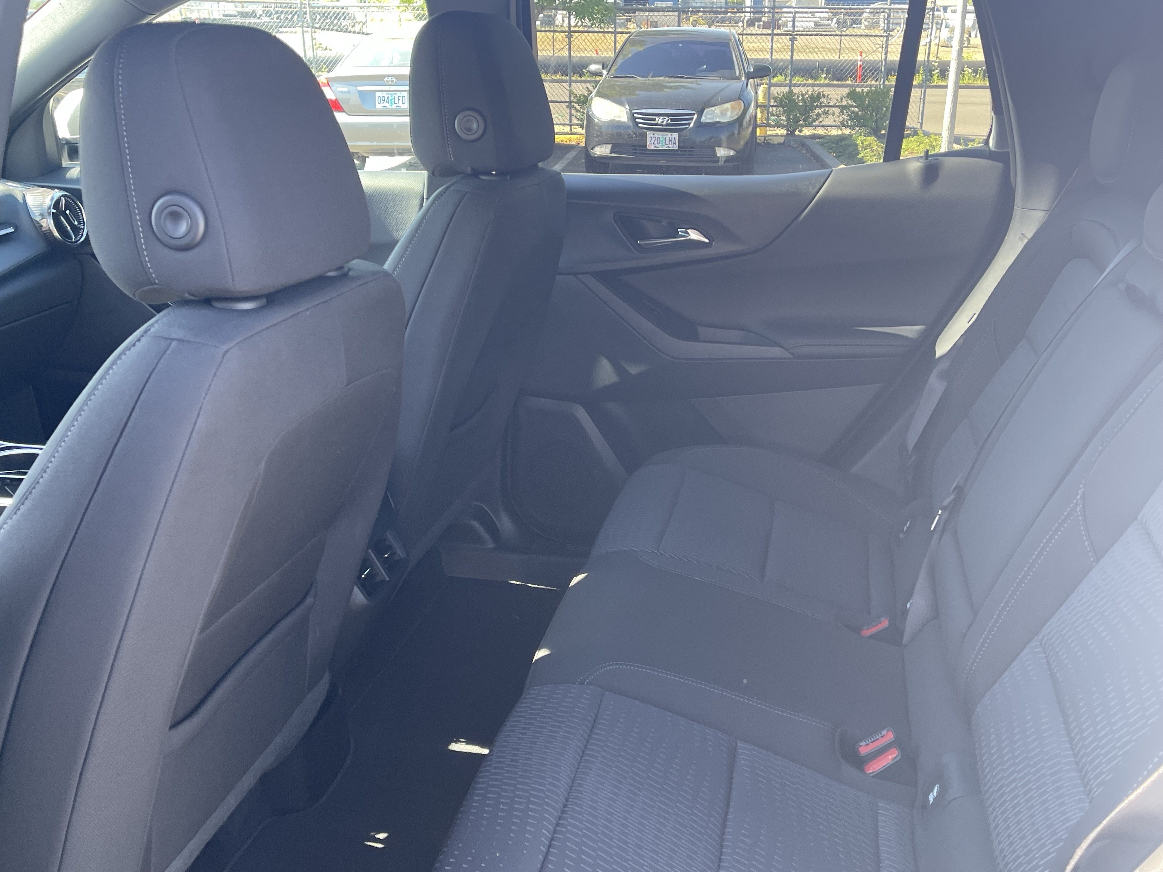 Used 2026 Chevrolet Equinox LT AWD/4WD image 14