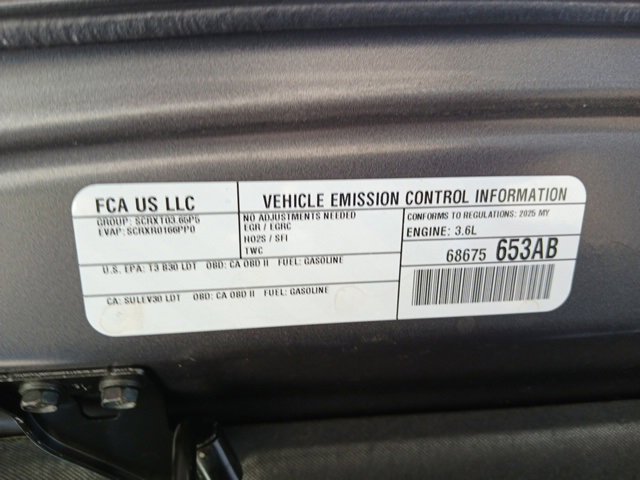 Used 2025 Jeep Gladiator Sport image 72