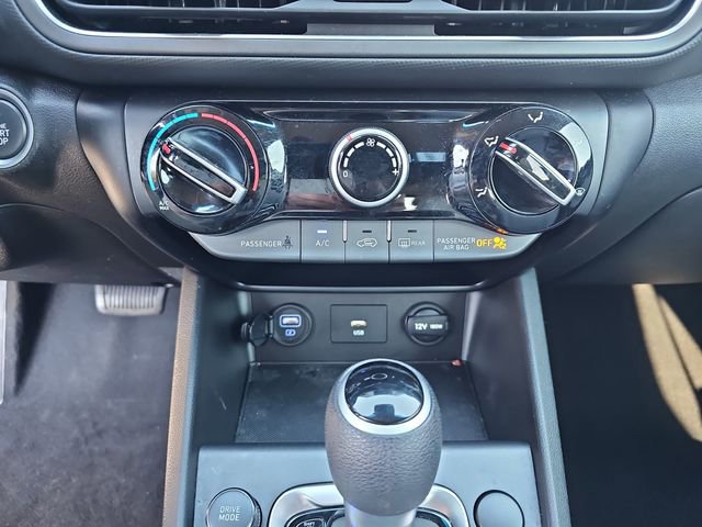 Used 2023 Hyundai Kona SEL image 26