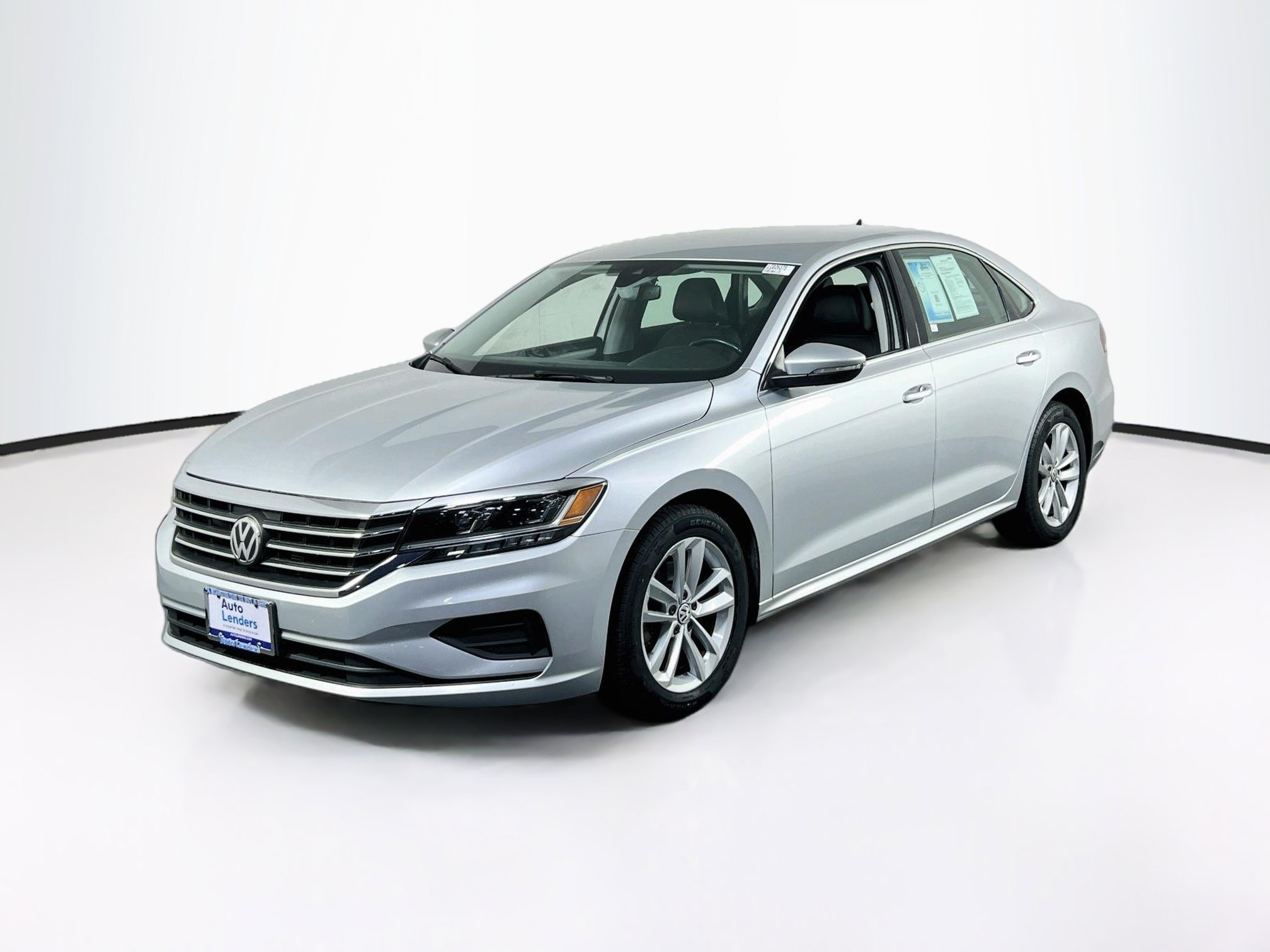 Used 2020 Volkswagen Passat 2.0T SE FWD image 1