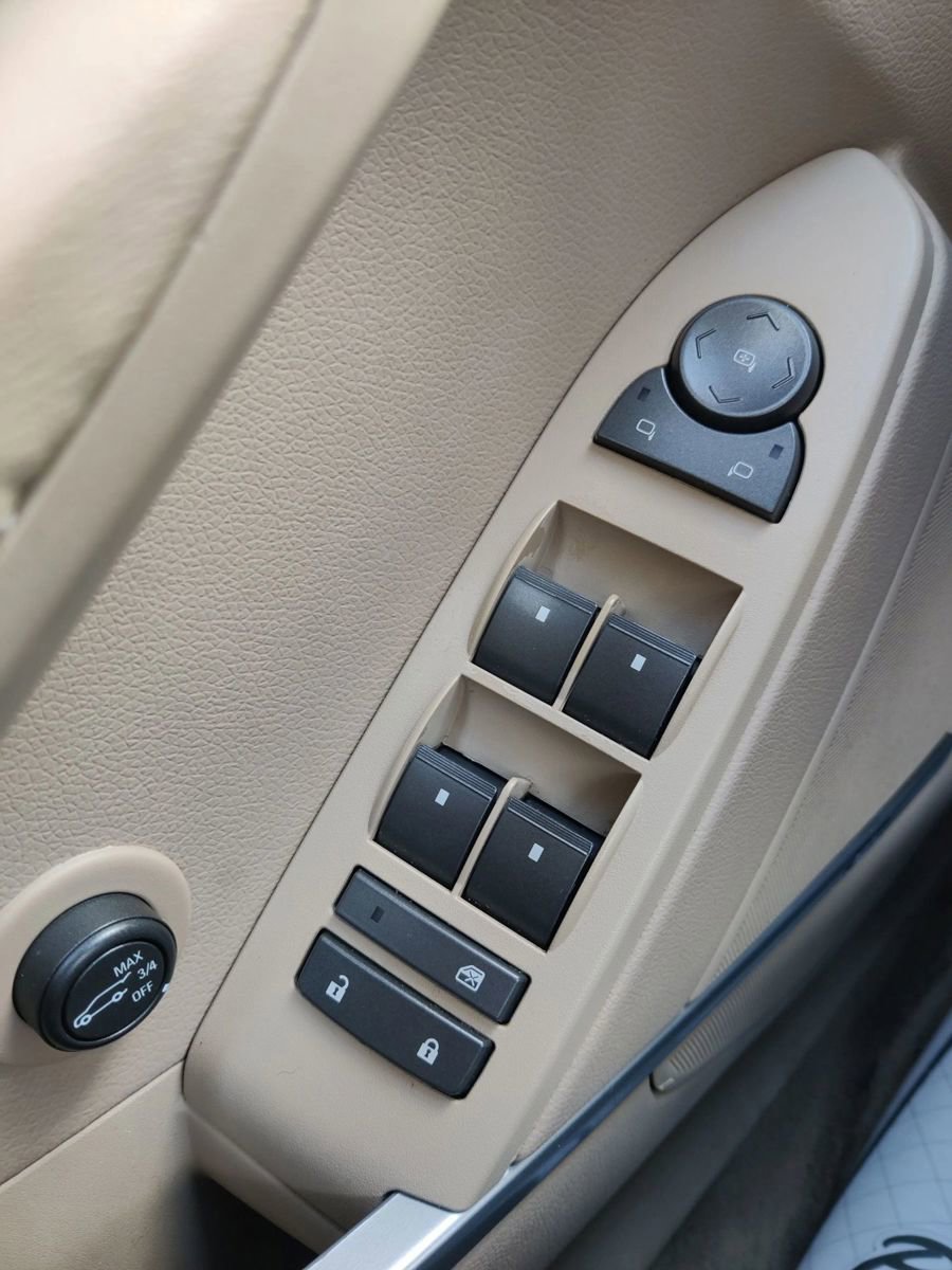 Used 2012 Cadillac CTS Luxury image 39