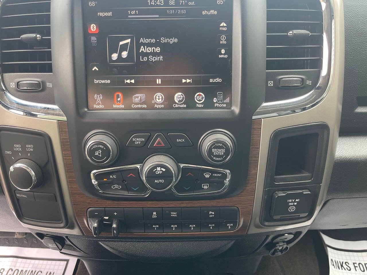 Used 2015 RAM 2500 Laramie w/ Protection Group AWD/4WD image 40