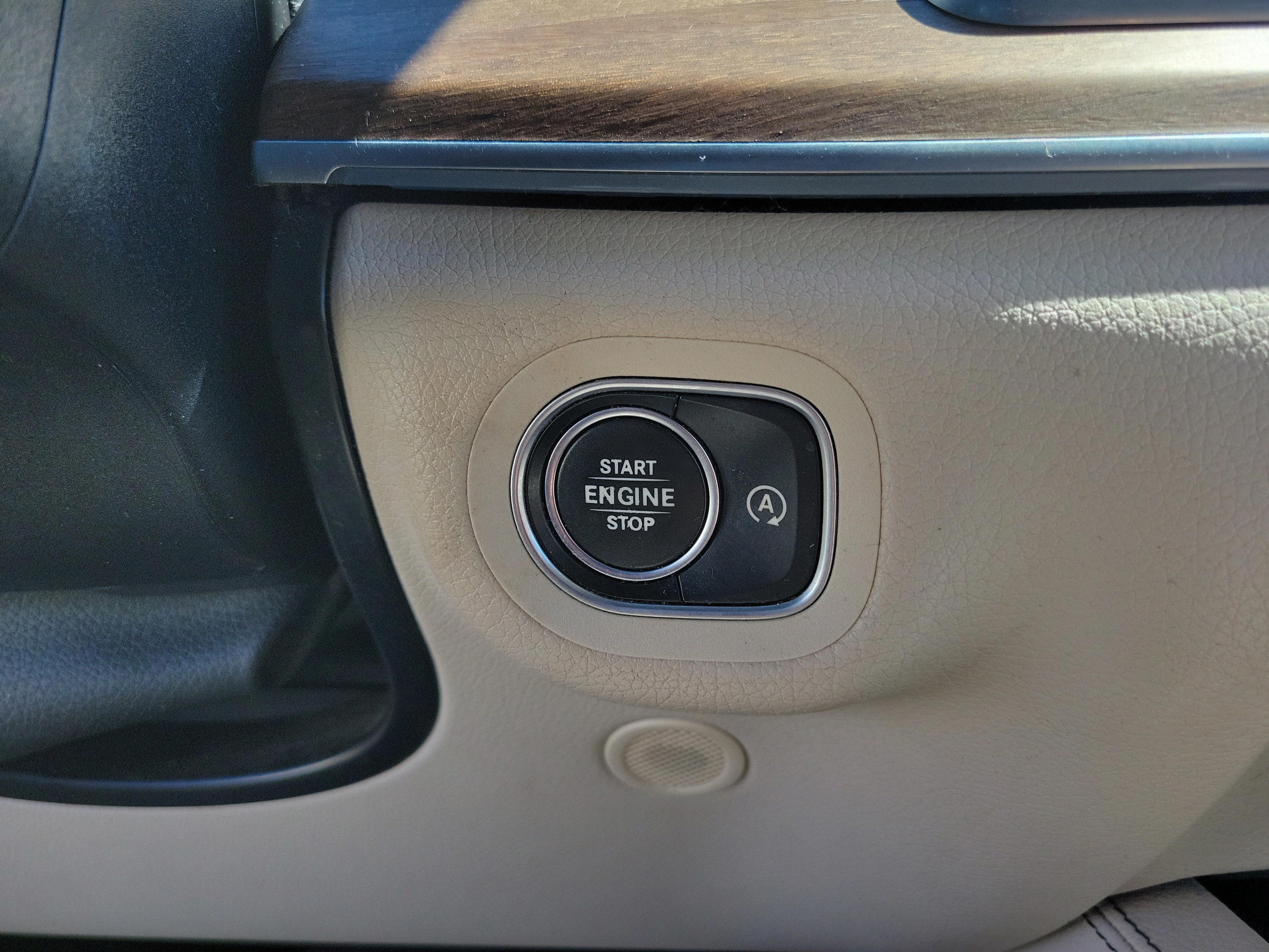 Certified 2021 Mercedes-Benz GLS 450 4MATIC image 23