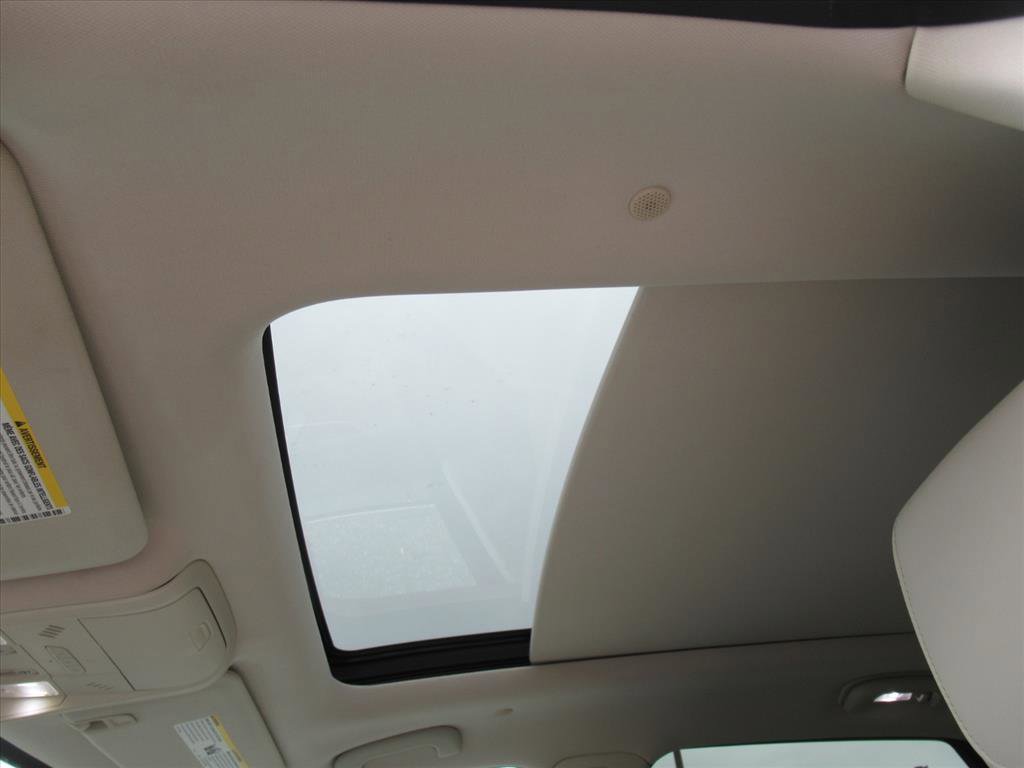 Used 2019 Cadillac XT5 Premium Luxury FWD image 19