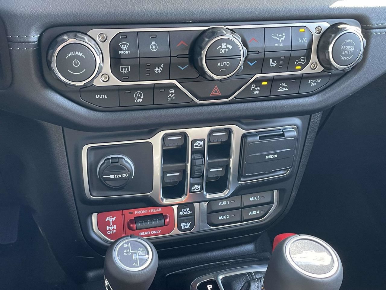 New 2026 Jeep Gladiator Rubicon AWD/4WD image 20