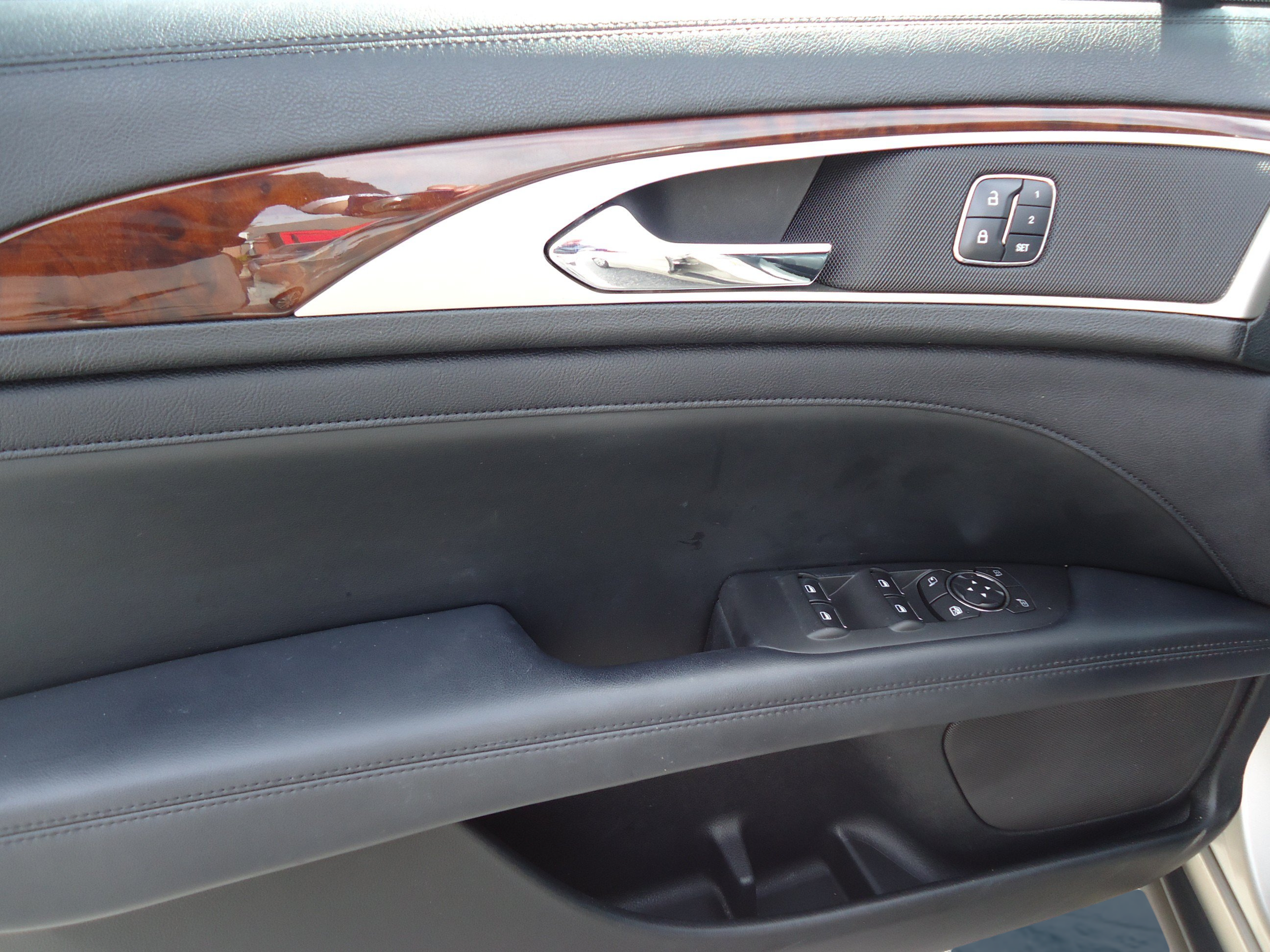 Used 2017 Lincoln MKZ Select FWD image 20