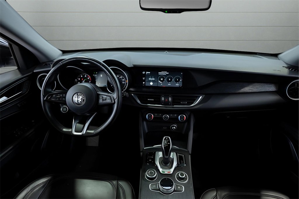Used 2021 Alfa Romeo Stelvio Sprint w/ Nero Edizione image 44