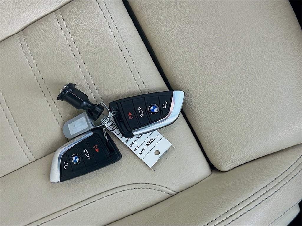 Used 2021 BMW 430i Coupe w/ Premium Package image 33