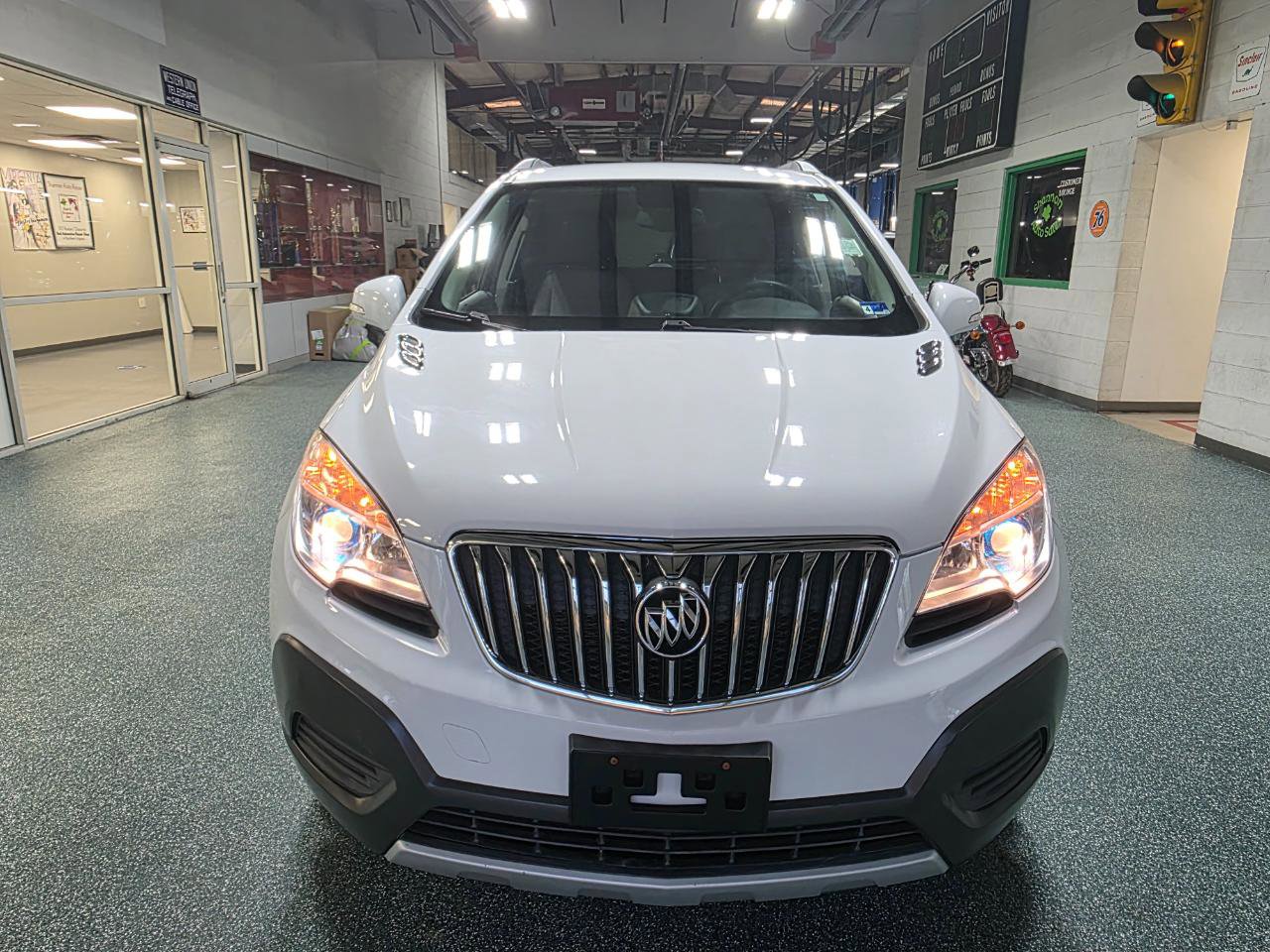 Used 2016 Buick Encore FWD image 3