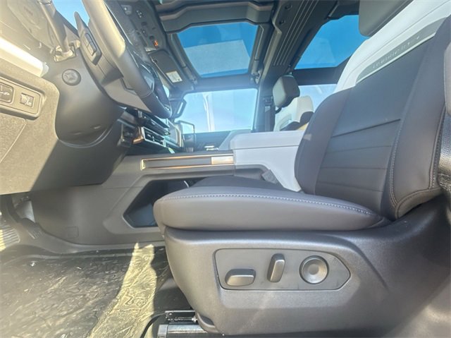 New 2025 GMC Hummer EV 3X image 12