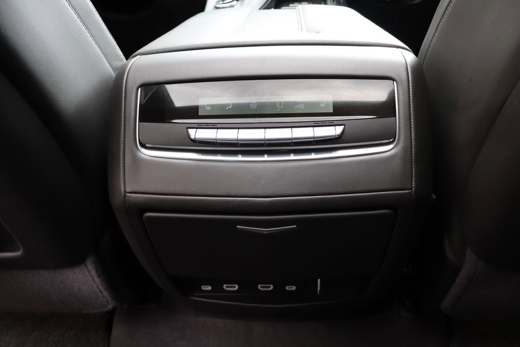 Used 2024 Cadillac Escalade ESV V w/ LPO, ONYX Package AWD/4WD image 49