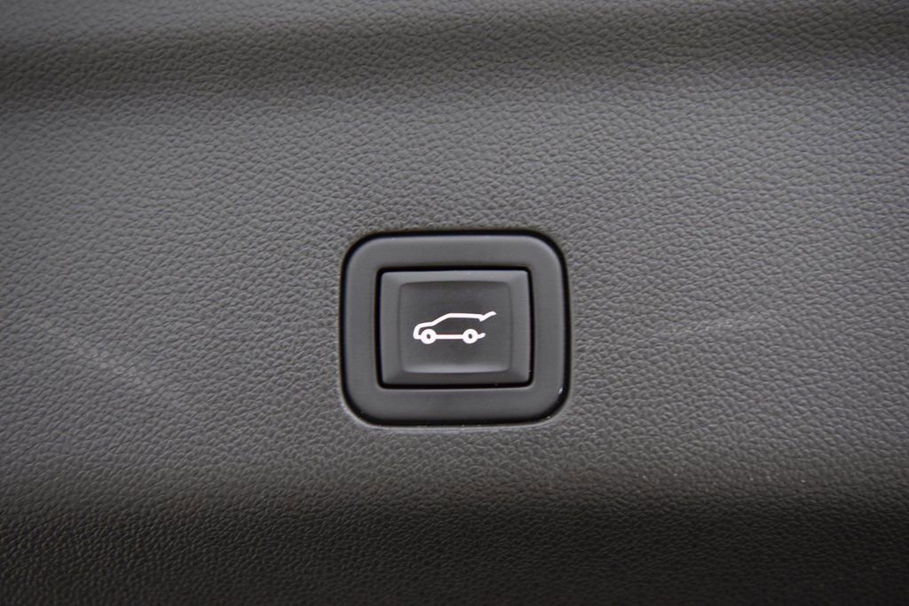 Used 2023 Cadillac Escalade Premium Luxury w/ LPO, Floor Liner Package image 27