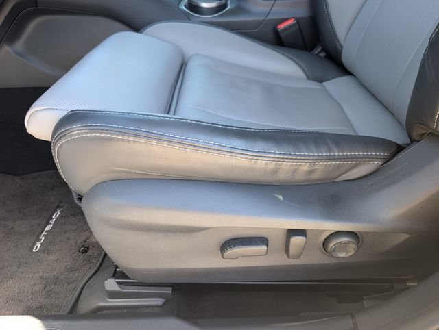 Used 2024 Subaru Outback Limited XT w/ Popular Package #2 AWD/4WD image 17