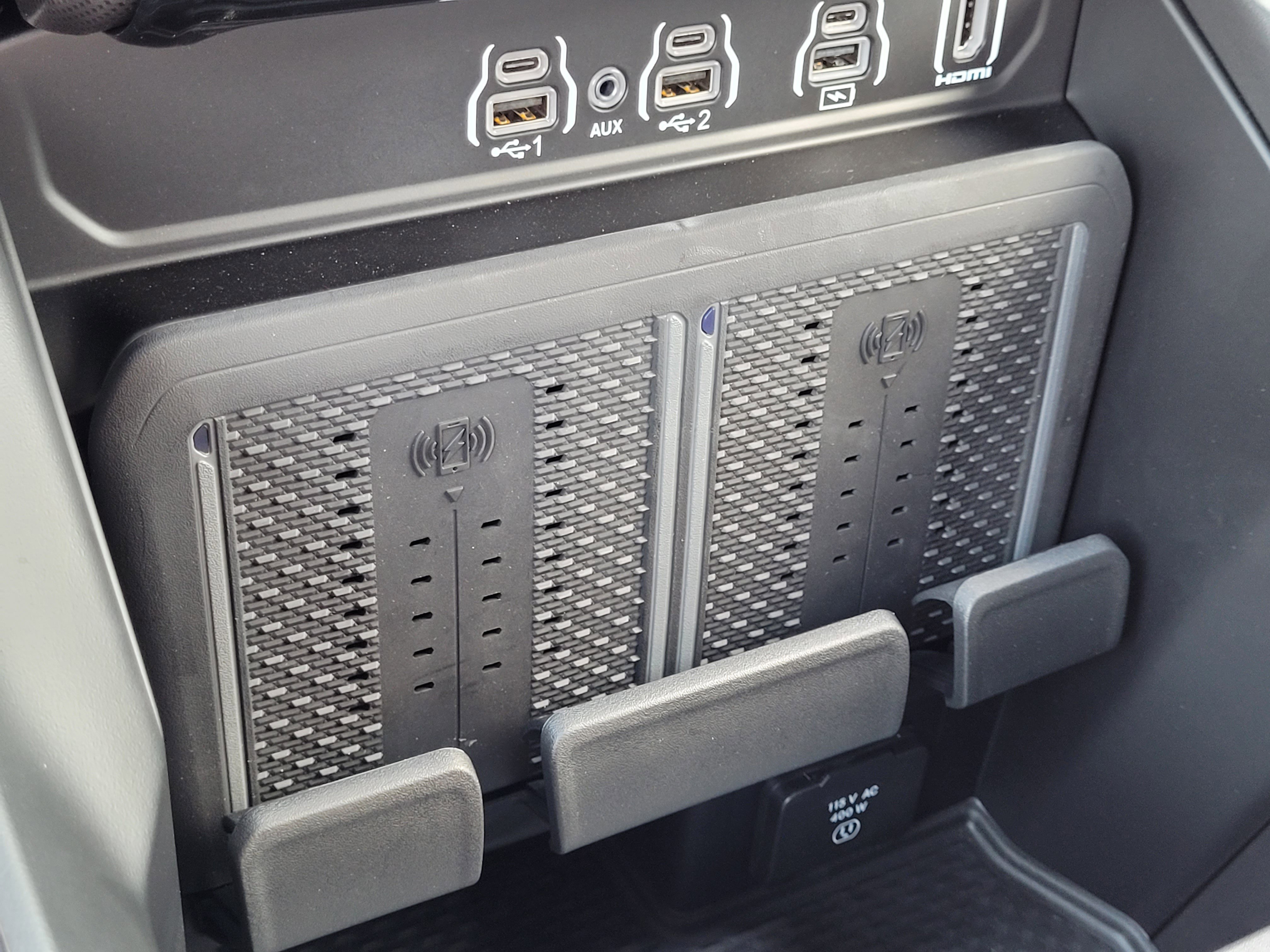 New 2025 RAM 3500 Limited image 19