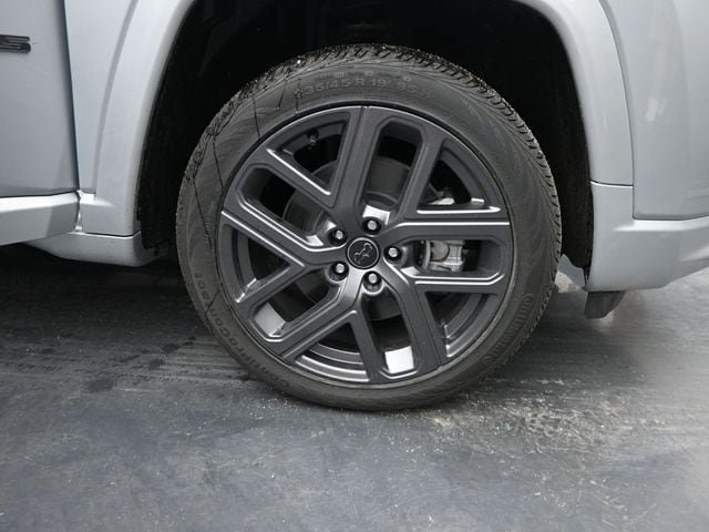 New 2025 Jeep Compass Limited w/ High Altitude Package AWD/4WD image 40